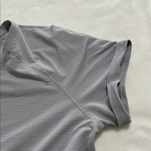 Lululemon Open Up Tie Back Tee - Picture 10 of 12